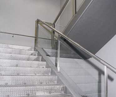 OFICINAS-INEM-Y-S.R.E.-EVARISTO-SAN-MIGUELCabbsa-Constructora-2-436x311