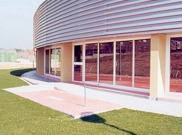 POLIDEPORTIVO-ALFREDO-GOYENECHE.-ARAVACA.-MADRID-4-640x274